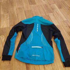 女性用パールイズミ自転車ジャケットの画像