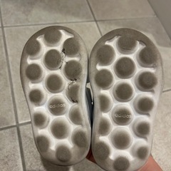 adidas 靴　子供用 13cm(大きめ)の画像