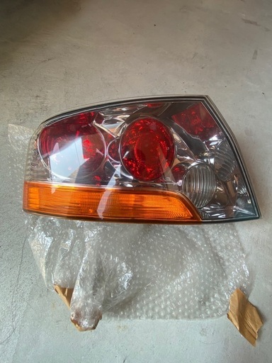 美品左右セット　ランサーエボリューションテールランプ