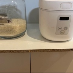 食器棚の画像