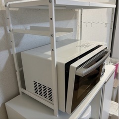 食器棚の画像