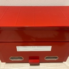 赤い　郵便ポストの画像