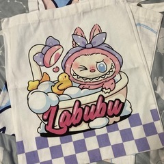 ラブブのキャンバストートバッグの画像