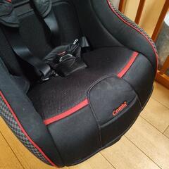 チャイルドシート　combi コンビ　の画像