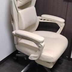 仕事用ゲーミングチェア　PAXTONの画像