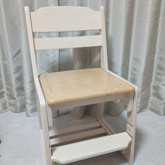 木製　学習用チェアの画像
