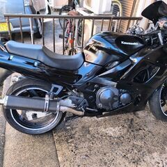 Kawazaki zzr 400の画像