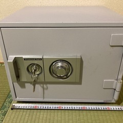 耐火金庫の画像