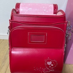 ランドセル赤色の画像