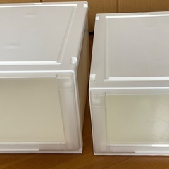 ニトリ　クローゼット用ユニットケース　2つの画像
