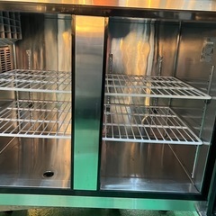 2023年 JCMテーブル形冷蔵庫の画像