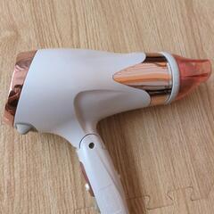 マイナスイオンヘアドライヤー KOIZUMI KHD-9120の画像