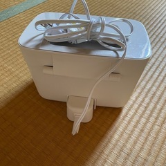Combi おしりふきウォーマー ホワイトの画像