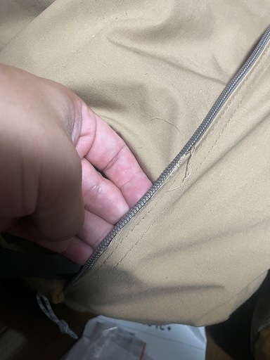 キャンプ用品　話し中