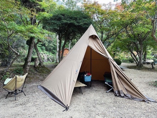 キャンプ用品　話し中