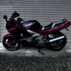 Kawasaki zzr400の画像
