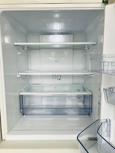 【直接引取限定⚠️】AQUA AQR-27K(W) 冷蔵庫 272L 2021年 直接引取限定⚠️】AQUA AQR-27K(W) 冷蔵庫 272L 2021年 V118