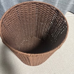 ゴミ箱　かご　バスケットの画像