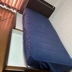 ベッドの画像