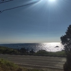 【九州〜関西のアーティスト募集】あなたの作品を鹿児島で！カフェ仕様のガレージ壁をキャンバスに✨ - 熊本市