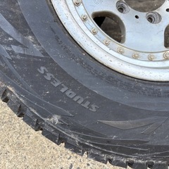 265/70R15 スタッドレスタイヤ
の画像