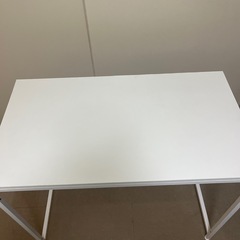 パソコンデスク、学習デスクの画像