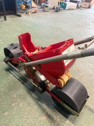 向井工業 種まき機 藩種機 手押式種まき機 ごんべえ HS-300