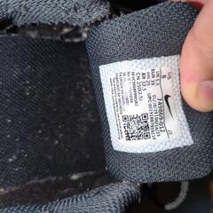 ナイキ美品シューズレディース25cmの画像
