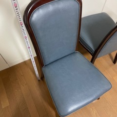 マルニ木工 ベルサイユシリーズ ダイニングチェア 猫脚 鋲打ち maruniの画像