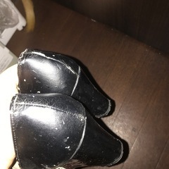 中古 黒色パンプスの画像