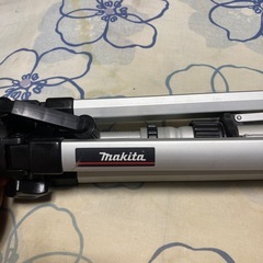 　　　　　マキタ　レーザー三脚の画像