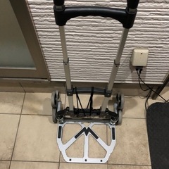 コンパクト折り畳みキャリー　3輪の画像