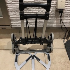 コンパクト折り畳みキャリー　3輪の画像