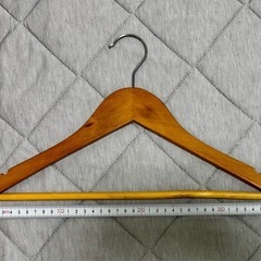 木製ハンガーの画像