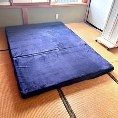 ソファ兼用マットレス  カバー付きの画像