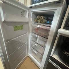 SHARP 冷凍庫126L★2022年製の画像