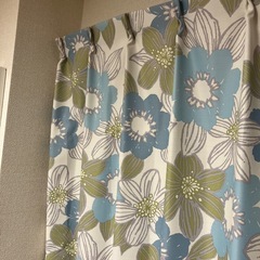 ニトリ　遮光カーテン　210 100 の画像