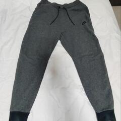 中古 NIKE テックフリース 上L下Mの画像
