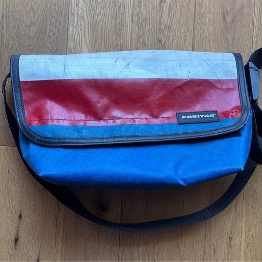 FREITAG メッセンジャーバッグ 青/赤/白トリコロール