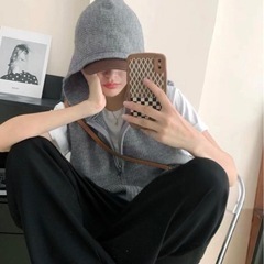 Miniministoreフード付きジップニットベスト ショート丈グレーの画像