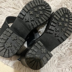 RAVENNA✨足楽✨厚底ヒールサンダル✨の画像