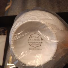 【未使用】ロイヤルクラシック 2客セット コーヒーカップ&ソーサー スプーン付きの画像
