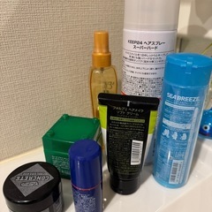 男性向けヘアケア製品の画像