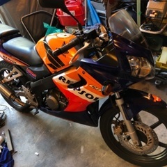 交換可　交換可能　ホンダCBR125R レプソルカラーの画像