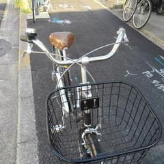 中古自転車３７４１　前後タイヤ新品！　ブリヂストン　YUUVI　２６インチ　ギヤなし　ダイナモライト　の画像
