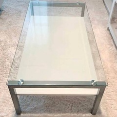 ニトリ　ガラステーブル　定価30000の画像