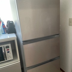 冷蔵庫の画像