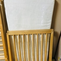 ベビーベッド　　IKEA 品の画像
