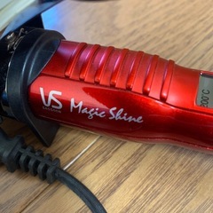 【新品同様】VSヴィダルサスーンMagicSlineヘアアイロンVSl-3831/RJの画像
