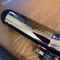 【新品同様】VSヴィダルサスーンMagicSlineヘアアイロンVSl-3831/RJの画像